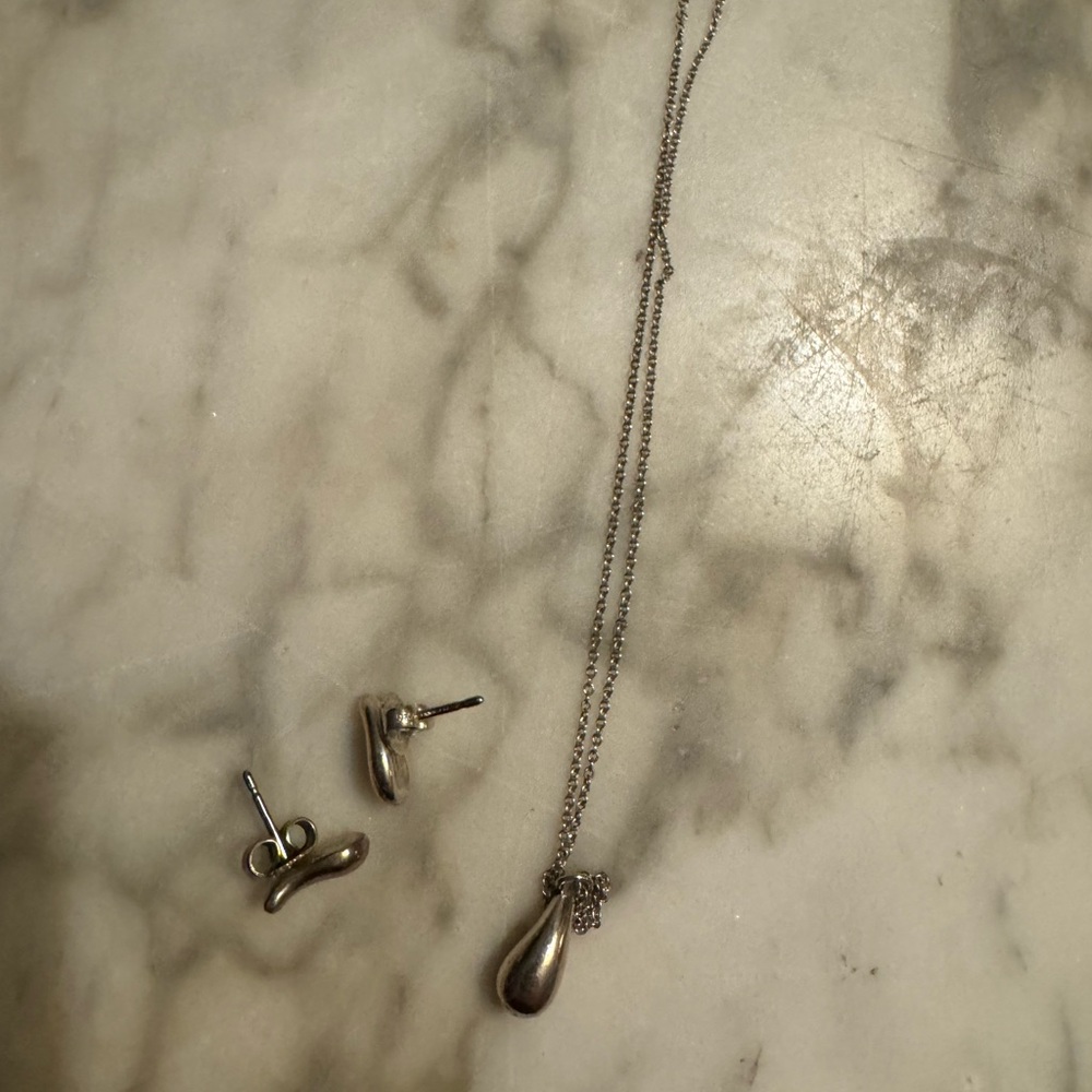Authentic Elsa Peretti teardrop set